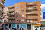 Oficina en venta en Calle Independencia, Alcorcón, Madrid, 28921 con edificio, propiedad, cielo, ventana, azul, diseño urbano, condominio, zona residencial, edificio comercial y nube alrededor