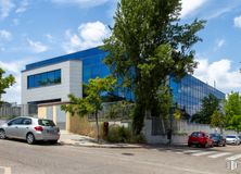 Office for rent at Edificio Fiteni VIII Nº2, Calle Valle de Alcudia, 1, Las Rozas de Madrid, Madrid, 28230 with car, window, building, land vehicle, wheel, tire, cloud, sky, vehicle, property and plant around