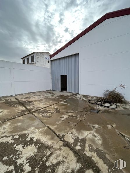 Nave en venta en Avenida Castilla-La Mancha, 2 B, Orgaz, Toledo, 45450 con nube, cielo, lote de terreno, arquitectura, asfalto, paisaje, hierba, accesorio, zona rural y inmobiliario alrededor