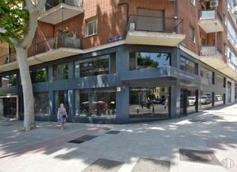 Local en venta en Paseo Santa María de la Cabeza, Arganzuela, Madrid, 28026 con ventana, persona, propiedad, edificio, diseño urbano, arquitectura, condominio, ciudad, fachada y inmobiliario alrededor