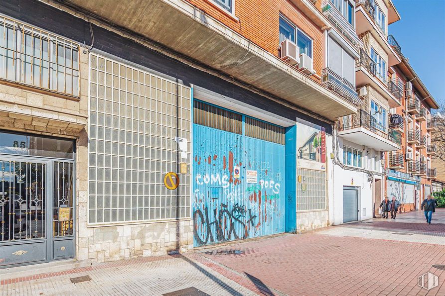 Local en alquiler en Avenida Constitución, 85, Torrejón de Ardoz, Madrid, 28850 con ventana, puerta, edificio, superficie de la carretera, pared, madera, cielo, fachada, diseño urbano y carretera alrededor