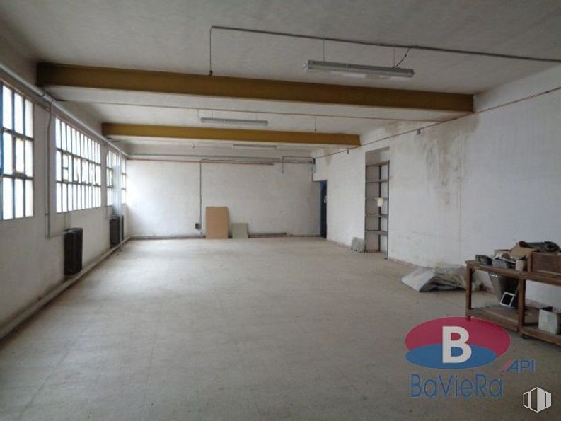 Industrial for sale at Zona Mandayona , Mandayona, Guadalajara, 19294 with furniture, window, table, fixture, hall, floor, flooring, wood, ceiling and concrete around