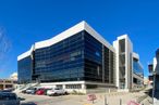 Office for sale & for rent at Avenida Industria, Alcobendas, Madrid, 28108 with car, building, sky, daytime, tire, wheel, vehicle, tower block, architecture and urban design around