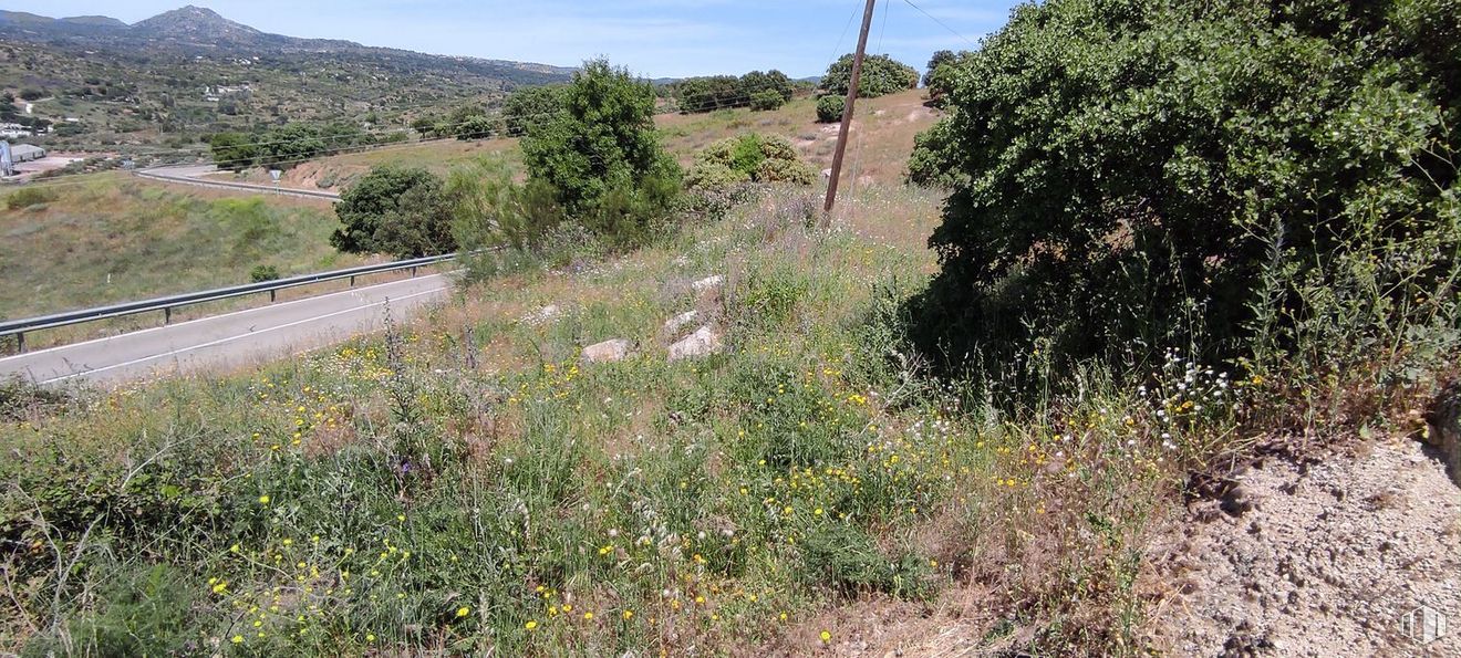 Land for sale at Zona Centro, Almorox, Toledo, 45900 with plant, sky, land lot, natural landscape, grass, slope, shrub, landscape, grass family and groundcover around