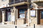 Retail for sale at Calle Comercio, Los Molinos, Madrid, 28460 with window, building, wood, fixture, neighbourhood, residential area, facade, door, urban design and city around