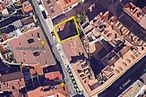 Suelo en venta en Calle San Vicente, 10, San Sebastián de los Reyes, Madrid, 28700 con edificio, diseño urbano, barrio, zona residencial, paisaje, tejado, inmobiliario, madera, ciudad y metrópolis alrededor