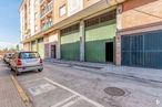 Retail for sale & for rent at Zona Pilar, Talavera de la Reina, Toledo, 45600 with car, building, automotive parking light, tire, wheel, vehicle registration plate, vehicle, window, automotive lighting and road surface around