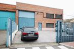 Industrial for rent at Calle Silicio, Torrejón de Ardoz, Madrid, 28850 with car, window, building, automotive parking light, tire, land vehicle, wheel, vehicle, property and sky around