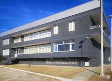 Industrial for sale at Avenida Portugal, Móstoles, Madrid, 28935 with building, window, sky, urban design, fixture, real estate, facade, commercial building, condominium and composite material around