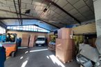 Industrial for sale at Calle Zarzuela, 17, Fuenlabrada, Madrid, 28942 with shipping box, box, light commercial vehicle, commercial vehicle, automotive parking light, parking, van, compact van, warehouse and truck around