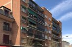 Local en alquiler en Paseo Estación, 15, Alcalá de Henares, Madrid, 28804 con edificio, coche, nube, cielo, propiedad, rueda, ventana, vehículo, luz de la calle y neumático alrededor