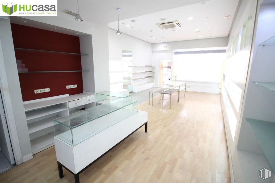 Retail for sale & for rent at Zona Santa Teresa, Toledo, 45004 with table, property, furniture, fixture, interior design, building, architecture, flooring, floor and material property around