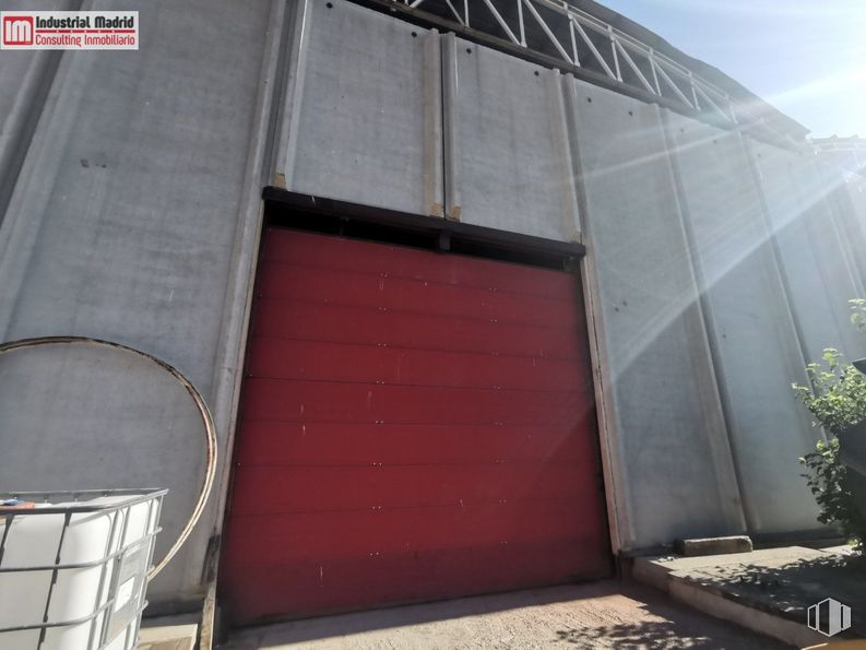 Industrial for sale at Zona Estación, Seseña, Toledo, 45223 with window blind, property, wood, plant, sky, material property, fixture, brick, facade and real estate around