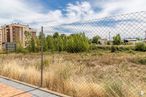 Suelo en venta en Calle María Luisa Menéndez Calleja, Cuenca, 16003 con edificio, nube, cielo, planta, propiedad, naturaleza, entorno natural, valla, terreno y vegetación alrededor