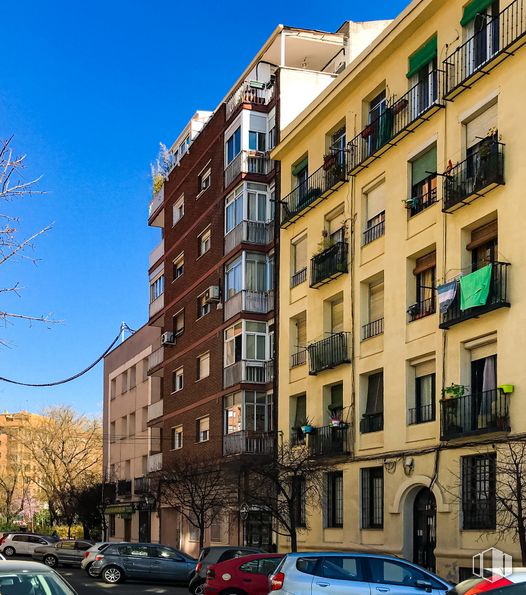 Local en venta en Plaza Peñuelas, Arganzuela, Madrid, 28005 con coche, edificio, cielo, vehículo terrestre, propiedad, vehículo, ventana, rueda, azul y neumático alrededor