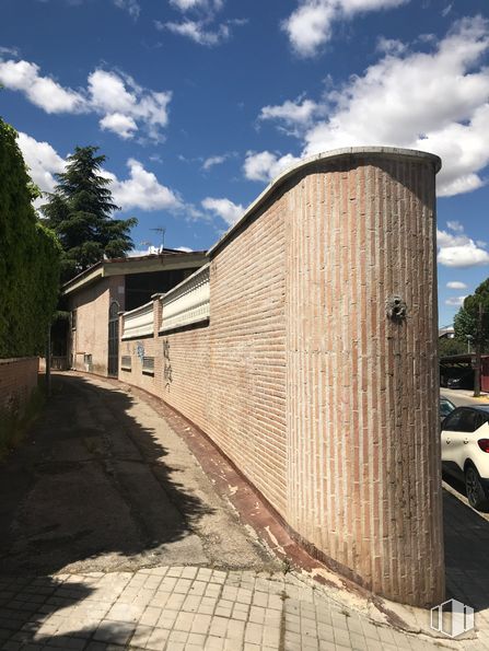 Local en venta en Paracuellos del Jarama, Paracuellos de Jarama, Madrid, 28860 con coche, casa, nube, cielo, edificio, planta, superficie de carretera, madera, árbol y lote de tierra alrededor