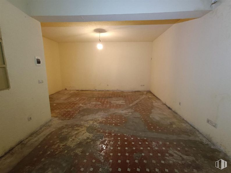 Local en venta en Calle Fernández de la Hoz, Chamberí, Madrid, 28003 con alumbrado, accesorio, madera, pintura, suelos, suelo, tinte para madera, material de construcción, material compuesto y escayola alrededor