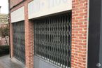 Retail for rent at Carretera Trescasas, 7, Segovia, 40003 with window, building, road surface, fixture, wood, brick, brickwork, asphalt, building material and font around