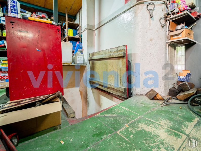 Local en venta en Calle Virgen de Nuria, Ciudad Lineal, Madrid, 28027 con neumático, madera, edificio, suelos, ocio, zona urbana, vehículo de motor, máquina, arte y ciudad alrededor