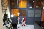 Office for rent at Polígono industrial San Sebastián de los Reyes, San Sebastián de los Reyes, Madrid, 28700 with toy, window, christmas tree, building, interior design, christmas decoration, santa claus, christmas, facade and display case around