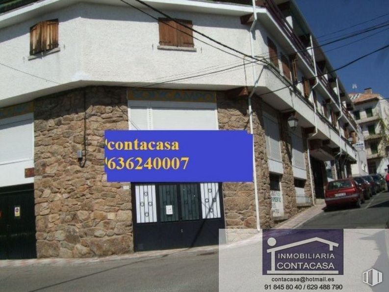 Retail for sale at Centro, Miraflores de la Sierra, Madrid, 28792 with car, window, building, door, wheel, architecture, tire, asphalt, facade and font around