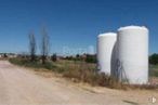 Land for sale at Carretera de Quer, Alovera, Guadalajara, 19208 with building, sky, plant, natural landscape, land lot, grass, storage tank, plain, grassland and landscape around