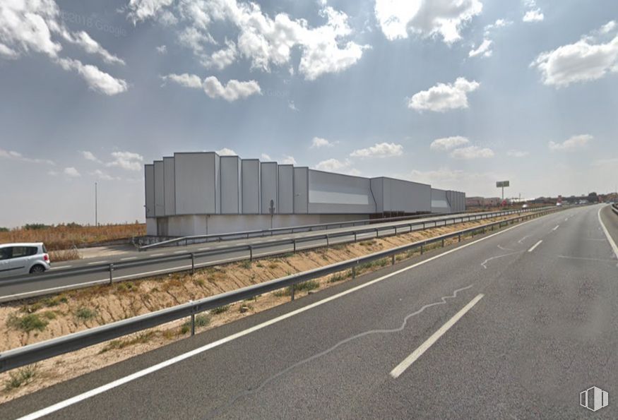 Industrial for sale & for rent at Carretera Madrid-Toledo, 12, Olías del Rey, Toledo, 45280 with cloud, sky, road surface, asphalt, vehicle, tar, track, truck, thoroughfare and rolling around