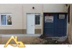 Industrial for sale at Avenida Vaca Osma, 3, El Barco de Ávila, Ávila, 05600 with window, door, building, fixture, line, wood, facade, gas, asphalt and tints and shades around