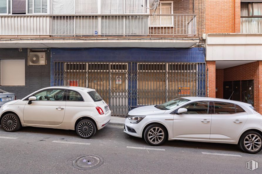 Local en venta en Calle Oneca, 4, Coslada, Madrid, 28820 con rueda, neumático, coche, vehículo terrestre, vehículo, ventana, diseño automovilístico, neumático de automoción, iluminación del automóvil y vehículo de motor alrededor