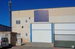 Industrial for sale at Calle Madera, 21, Carranque, Toledo, 45216 with van, car, building, sky, house, tire, vehicle, asphalt, facade and wheel around