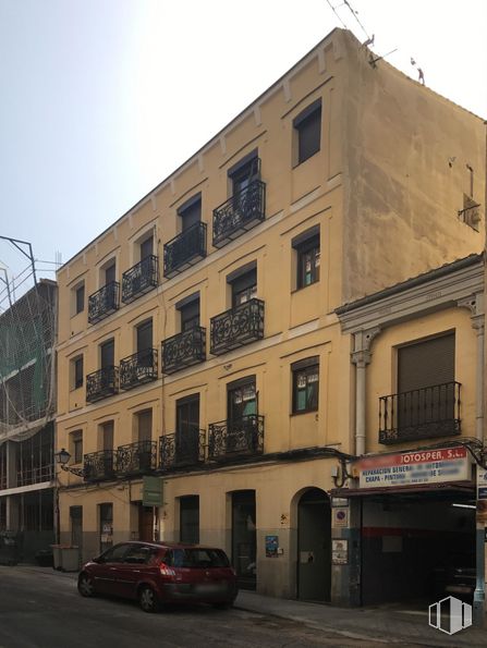 Local en venta en Calle Raimundo Lulio, Chamberí, Madrid, 28010 con coche, edificio, cielo, ventana, neumático, rueda, vehículo, barrio, condominio y diseño urbano alrededor