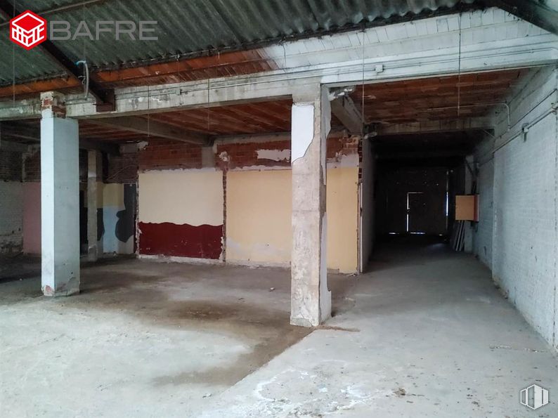 Nave en venta en Avenida Carabanchel Alto, Carabanchel, Madrid, 28044 con propiedad, casa, suelo, accesorio, madera, gas, material compuesto, hormigón, material de construcción y carretera alrededor