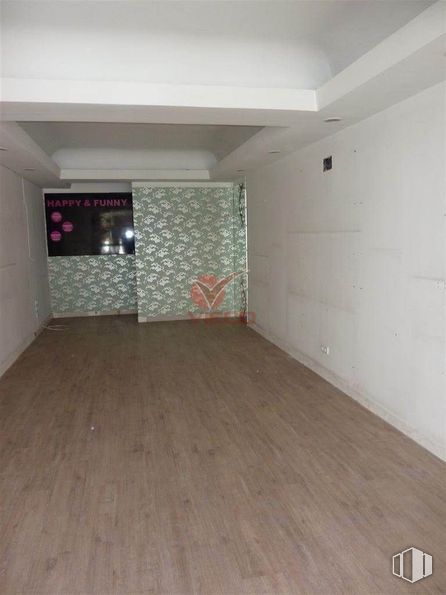 Local en alquiler en Calle Colón, Cuenca, 16002 con suelos, suelo, madera, techo, apartamento, habitación, suelo de baldosas, suelos de madera, madera dura y tinte para madera alrededor