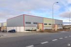 Industrial for sale & for rent at Avenida Segovia, Segovia, 40195 with building, sky, cloud, street light, asphalt, fixture, wall, residential area, real estate and commercial building around