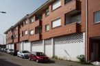 Local en venta en Calle Ecuador, 2, Cuéllar, Segovia, 40200 con coche, ventana, edificio, luz de estacionamiento automotriz, propiedad, cielo, luz de la calle, planta, rueda y vehículo alrededor