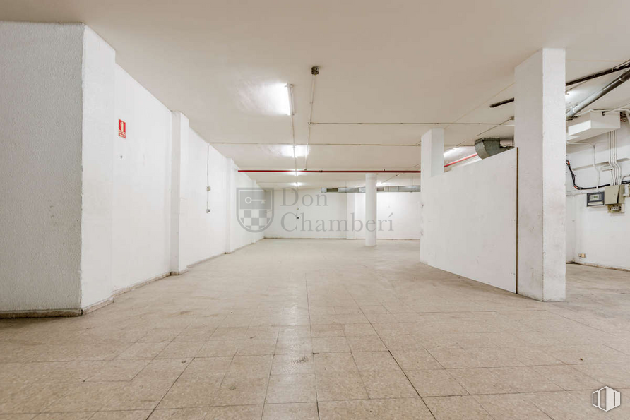 Oficina en venta en Avenida San Pablo, Coslada, Madrid, 28820 con alumbrado, accesorio, hall, suelo, edificio, suelos, techo, material compuesto, espacio y hormigón alrededor