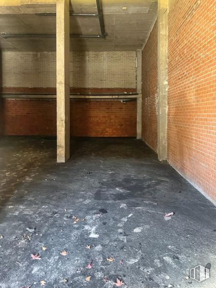 Local en alquiler y venta en Calle Oslo, Alcorcón, Madrid, 28922 con madera, suelos, suelo, ladrillo, albañilería, casa, gas, material compuesto, madera dura y edificio alrededor