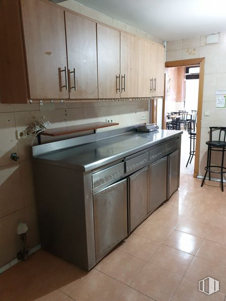 Local en venta en Zona Coronel de Palma, Móstoles, Madrid, 28934 con ebanistería, silla, alacena, encimera, mueble, madera, cocina, aparato de cocina, casa y arquitectura alrededor