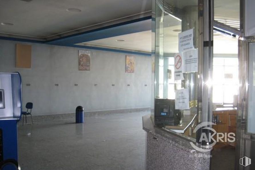 Local en alquiler en Centro Comercial Zoco Europa, Calle Viena, 2, Toledo, 45005 con edificio, piso, suelo, accesorio, gas, techo, puerta, ciudad, máquina y aluminio alrededor