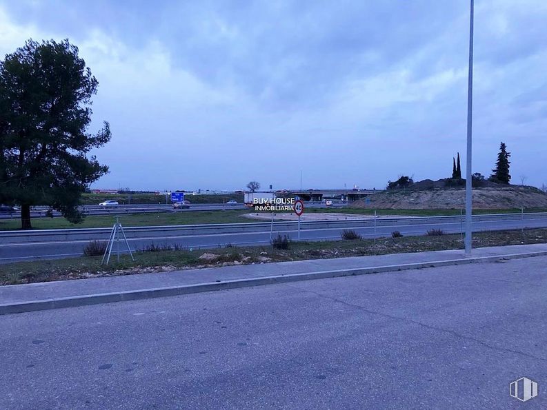 Land for sale at Polígono El Rabanal, Illescas, Toledo, 45200 with cloud, sky, plant, blue, tree, asphalt, road surface, land lot, street light and horizon around