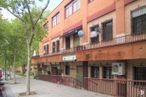 Retail for sale at Sector Foresta, 43, Tres Cantos, Madrid, 28760 with window, building, property, tree, plant, urban design, neighbourhood, condominium, wood and brick around