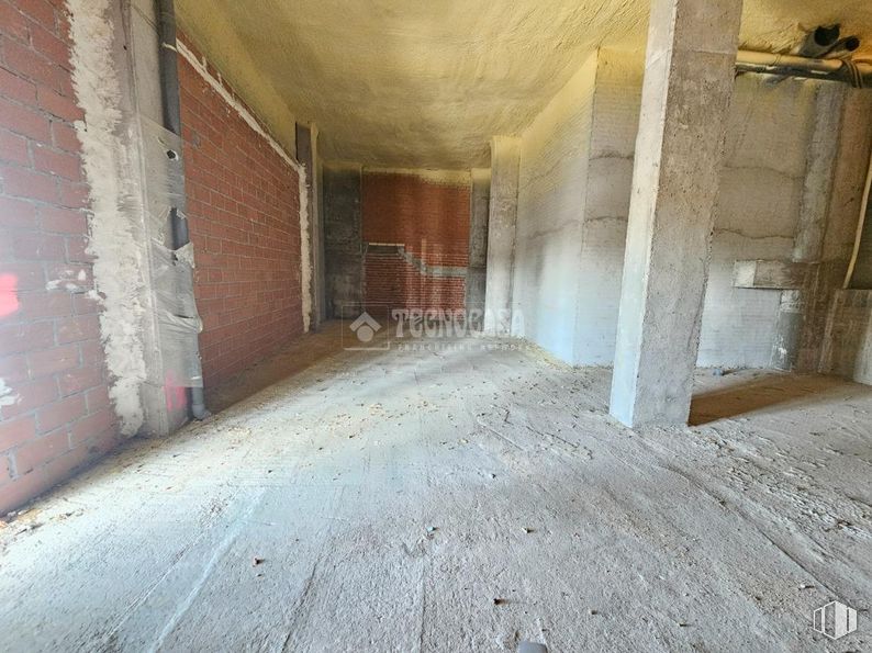 Local en alquiler en Zona Ensanche Sur, Alcorcón, Madrid, 28922 con madera, suelo, suelos, hall, material compuesto, material de construcción, ladrillo, accesorio, hormigón y tintes y matices alrededor