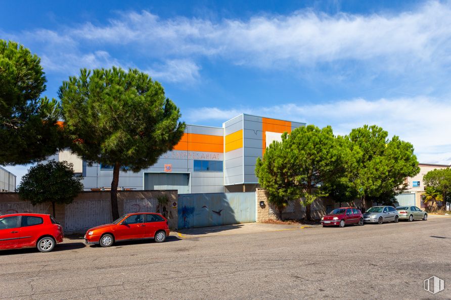 Nave en alquiler en Calle Monte Boyal, 97, Casarrubios del Monte, Toledo, 45950 con coche, edificio, nube, cielo, neumático, vehículo terrestre, rueda, planta, vehículo y propiedad alrededor