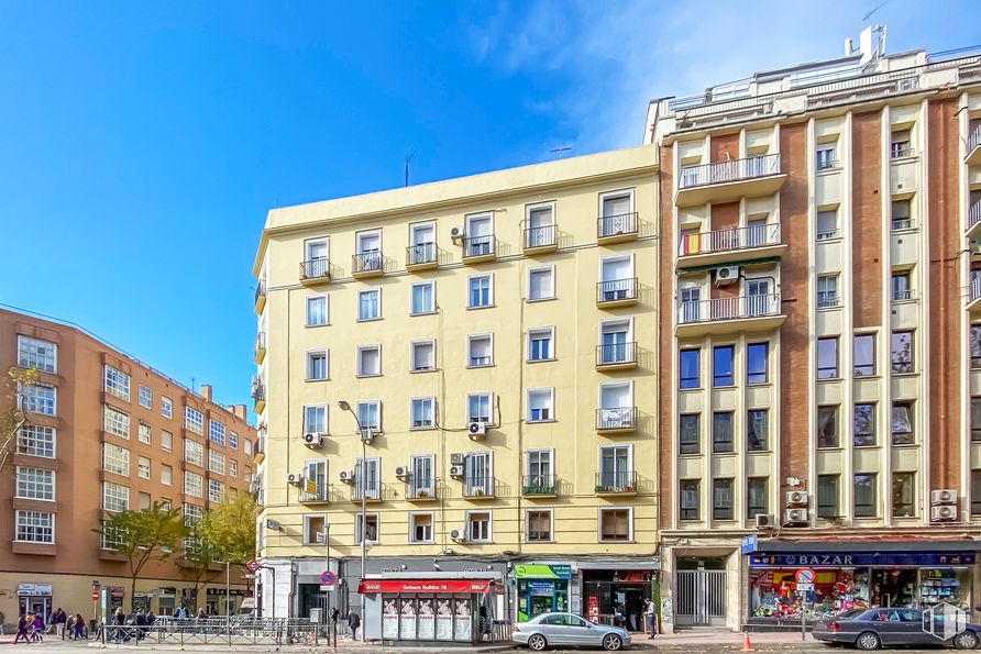 Local en venta en Paseo Delicias, 78, Arganzuela, Madrid, 28045 con edificio, coche, cielo, ventana, día, rueda, bloque de torre, vehículo, diseño urbano y condominio alrededor