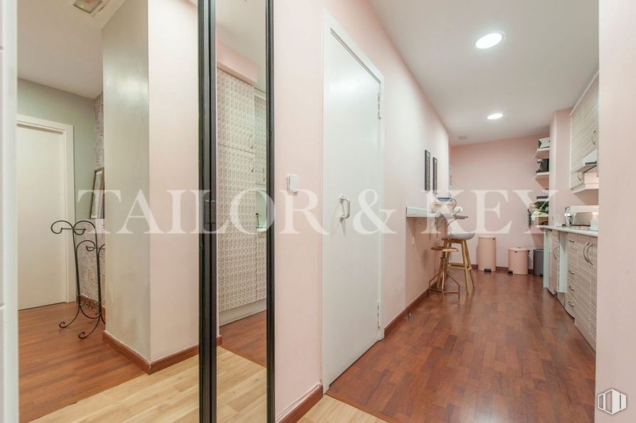 Oficina en venta en Calle Vallehermoso, Chamberí, Madrid, 28015 con edificio, propiedad, accesorio, madera, interiorismo, puerta, hall, casa, suelo y suelos alrededor