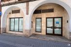 Retail for sale at Zona Plaza Mayor, Ocaña, Toledo, 45300 with door, window, fixture, brickwork, brick, wood, architecture, shade, facade and real estate around