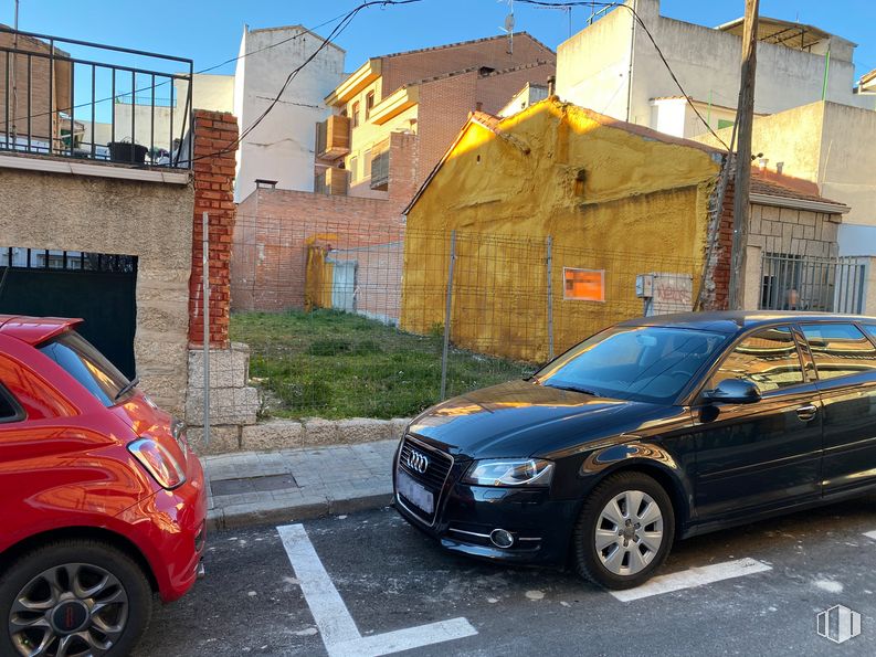 Suelo en venta en Calle Mosquilona, 11, Colmenar Viejo, Madrid, 28770 con rueda, coche, ventana, neumático, vehículo, placa de matrícula del vehículo, cielo, edificio, vehículo de motor y campana alrededor