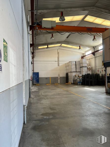 Nave en venta en Polígono Industrial Carrehuela, Valdemoro, Madrid, 28341 con viga, gas, pavimento, techo, hormigón, material compuesto, madera, ingeniería, metal y máquina alrededor