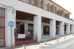 Retail for sale at Calle Real, Colmenar Viejo, Madrid, 28770 with property, building, fixture, facade, real estate, commercial building, urban design, city, window and sky around