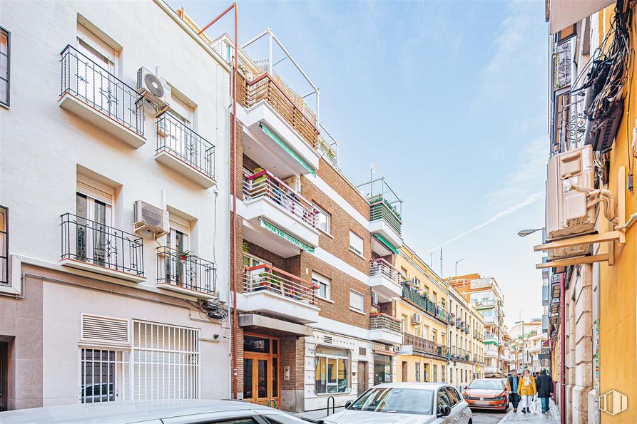 Local en venta en Calle Matilde Díez, Chamartín, Madrid, 28002 con coche, ventana, edificio, luz de estacionamiento, vehículo terrestre, cielo, vehículo, infraestructura, rueda y neumático alrededor